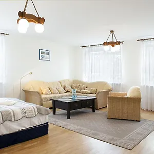 Domotel Aleje Jerozolimskie Apartament Warszawa